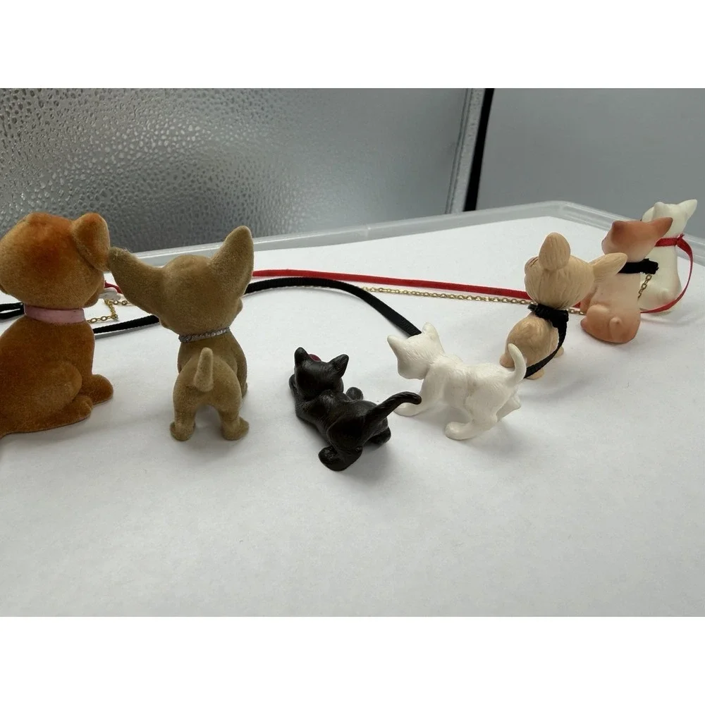 Vintage Lot Of 5 Dogs & 2 Cats Dollhouse Miniature Dogs Puppy Kitty Tiny W/leash